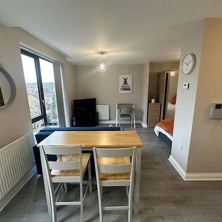 Cute Apartment Next To Colindale Station Edgware Zewnętrze zdjęcie